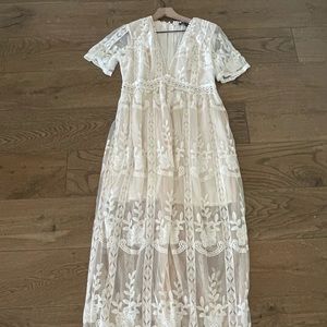 Aakaa new with tags lace dress